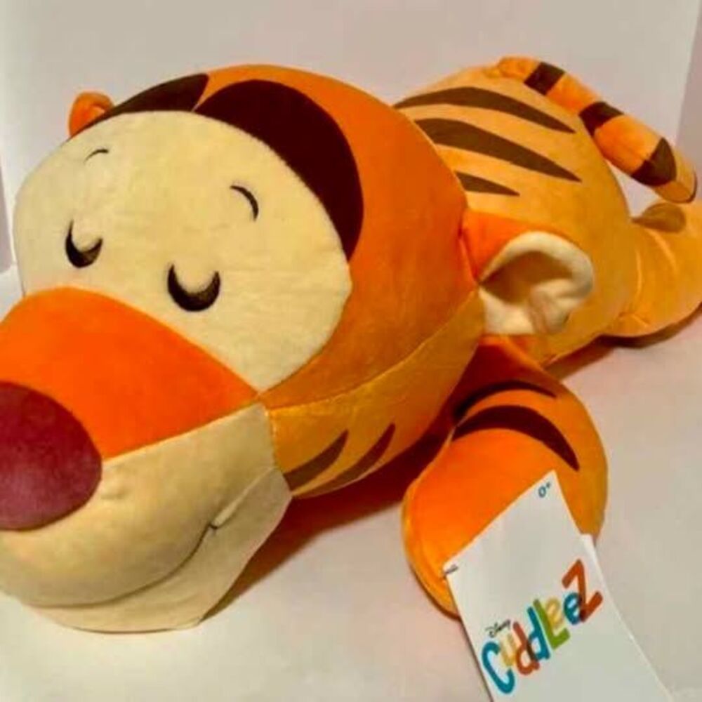 Tigger Cuddleez Plush 25 L (NEW WITH TAG) Stuffed Animal